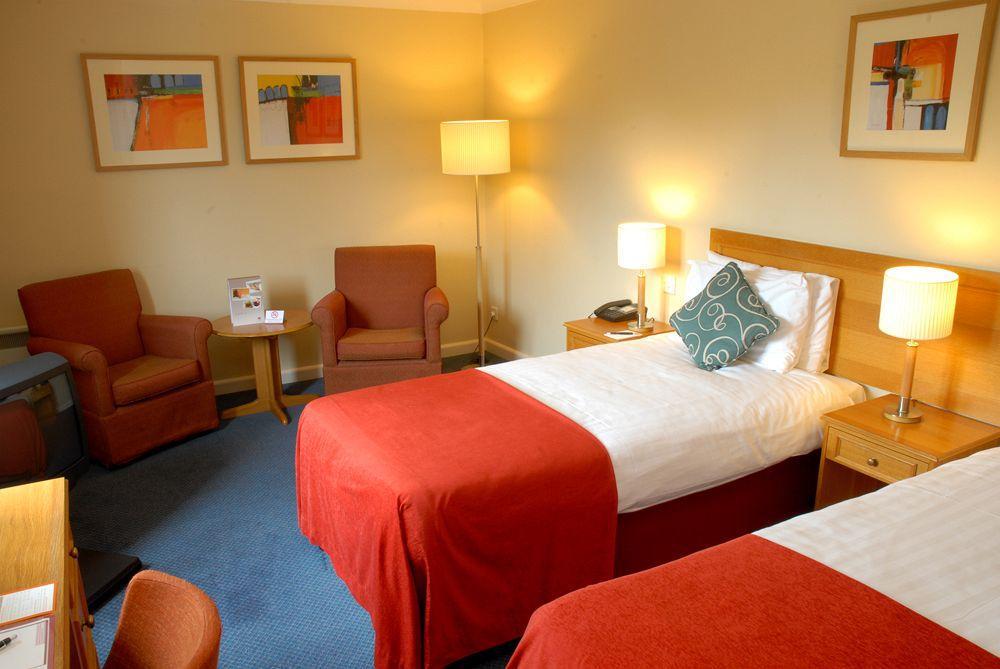 Oxford Witney Hotel Dış mekan fotoğraf