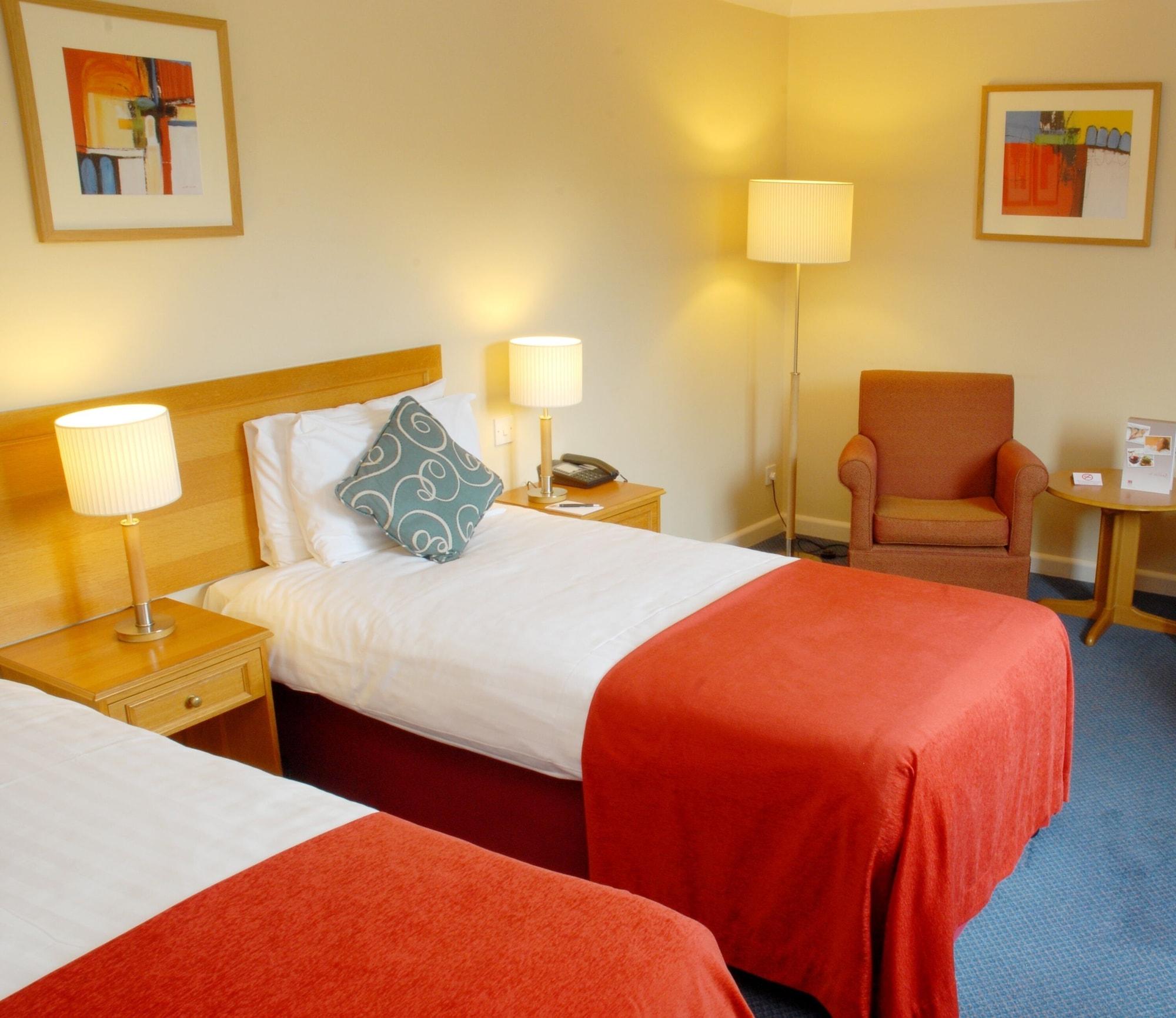 Oxford Witney Hotel Dış mekan fotoğraf