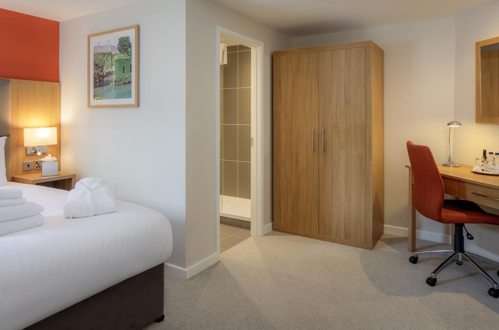 Oxford Witney Hotel Dış mekan fotoğraf