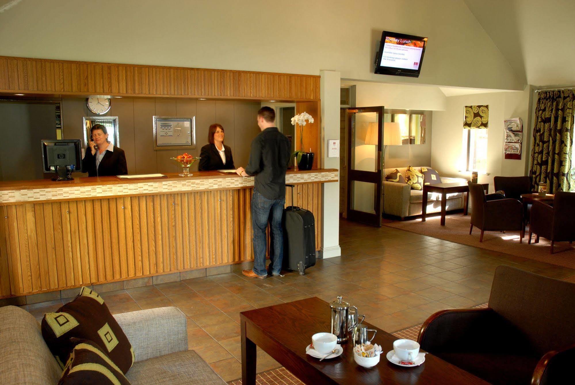 Oxford Witney Hotel Dış mekan fotoğraf